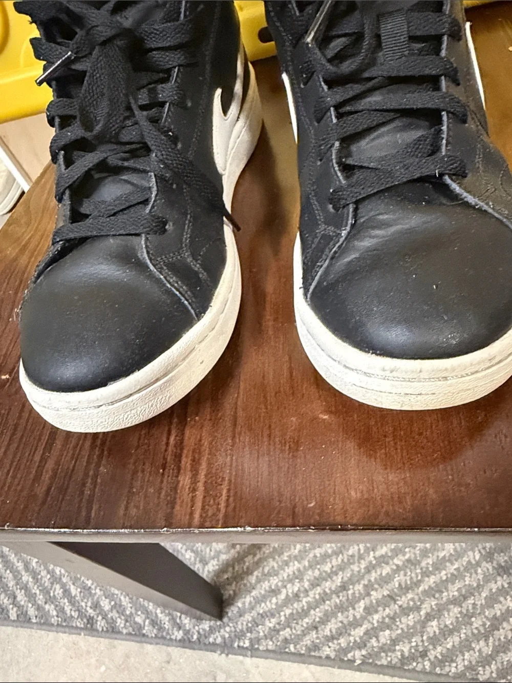 Nike Men's Black/White High-Top Sneakers Size 8.5